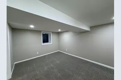 4688 Delaware Street, Gary, IN 46409 - Photo 13