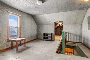 607 W Ripley St, Michigan City, IN 46360 - Photo 19