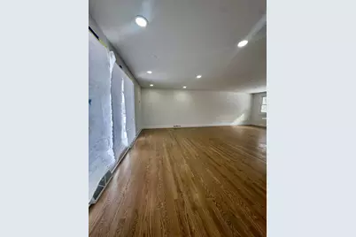 8611 Lakewood Avenue, Gary, IN 46403 - Photo 11