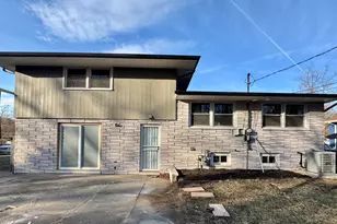 8611 Lakewood Ave, Gary, IN 46403 - Photo 27