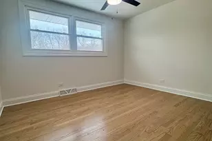 8611 Lakewood Ave, Gary, IN 46403 - Photo 19