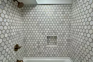 8611 Lakewood Ave, Gary, IN 46403 - Photo 7