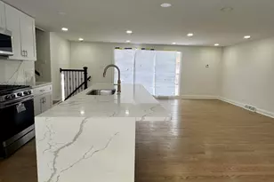 8611 Lakewood Ave, Gary, IN 46403 - Photo 15