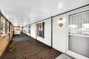 9815 W 236th Ave, Schneider, IN 46376 - Photo 3