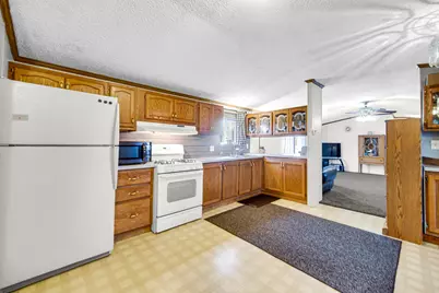 9815 W 236th Avenue, Schneider, IN 46376 - Photo 9