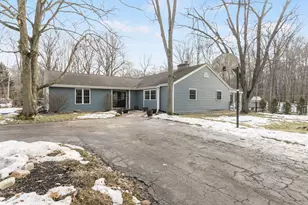 404 Golfview Rd, Michigan City, IN 46360 - Photo 1