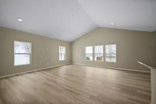 717 Druim Tr, Crown Point, IN 46307 - Photo 11