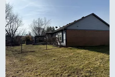 800 Cypress N, Greenwood, IN 46143 - Photo 17