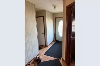 800 Cypress N, Greenwood, IN 46143 - Photo 3