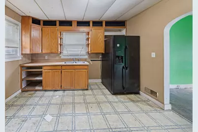 317 E Lincolnway, La Porte, IN 46350 - Photo 5