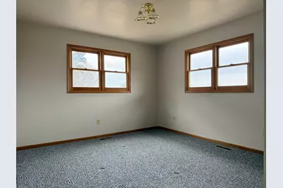 5831 W 700 N, Winamac, IN 46996 - Photo 9