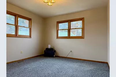 5831 W 700 N, Winamac, IN 46996 - Photo 11