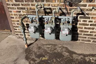 3616 Hemlock St, East Chicago, IN 46312 - Photo 5