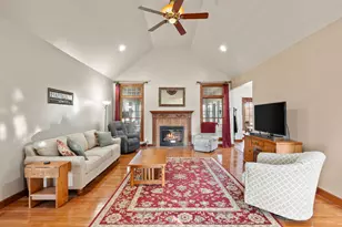 15283 Durbin St, Crown Point, IN 46307 - Photo 7