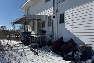 2 N Pearl St, Knox, IN 46534 - Photo 5