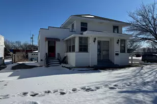 2 N Pearl St, Knox, IN 46534 - Photo 3