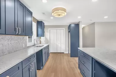 6091 Mulberry Avenue, Portage, IN 46368 - Photo 9