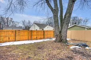6091 Mulberry Ave, Portage, IN 46368 - Photo 15