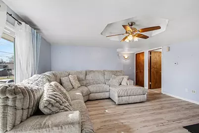 307 E Casey Street, Hebron, IN 46341 - Photo 3