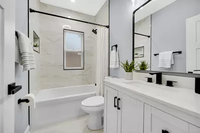 4354 Washington Street, Gary, IN 46408 - Photo 13