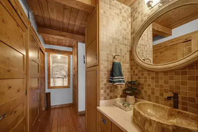 539 N 300 E, Valparaiso, IN 46383 - Photo 17