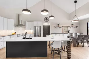 13340 Redbud Dr, Saint John, IN 46311 - Photo 5