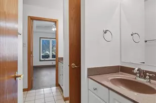 320 Kenbridge Ct, Valparaiso, IN 46385 - Photo 27