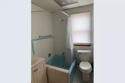 602 E 150th Street, East Chicago, IN 46312 - Photo 9