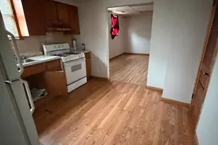 602 E 150th St, East Chicago, IN 46312 - Photo 7