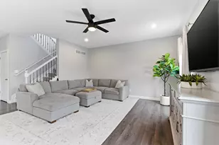 13181 Taft St, Crown Point, IN 46307 - Photo 7