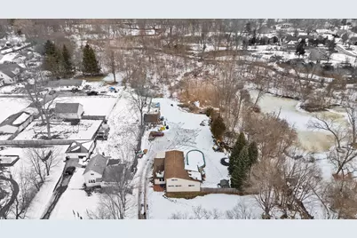 214 Woodlawn Avenue, Chesterton, IN 46304 - Photo 3