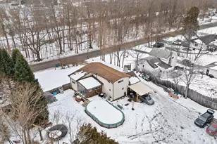 214 Woodlawn Ave, Chesterton, IN 46304 - Photo 7