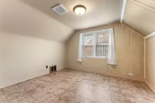 1009 River Dr, Hammond, IN 46324 - Photo 11