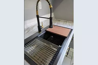 3906 Catalpa Street, East Chicago, IN 46312 - Photo 5