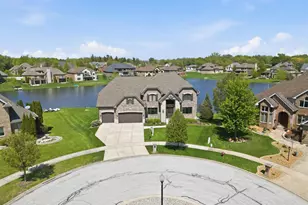 9430 Highland Ct, Saint John, IN 46373 - Photo 3