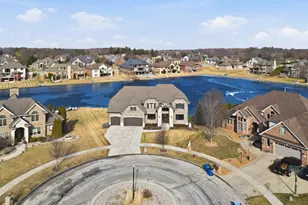 9430 Highland Ct, Saint John, IN 46373 - Photo 3