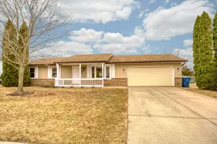 400 Woodbridge Dr, Lowell, IN 46356 - Photo 1