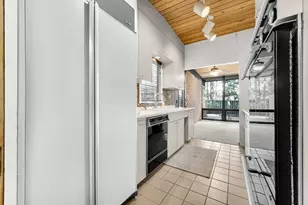 1511 35th St, Munster, IN 46321 - Photo 7