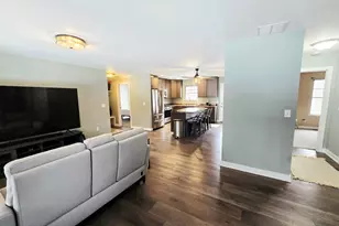 11524 Briarhill Dr, Demotte, IN 46310 - Photo 3