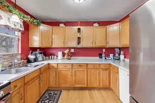 6720 Carolina Ave, Hammond, IN 46323 - Photo 9