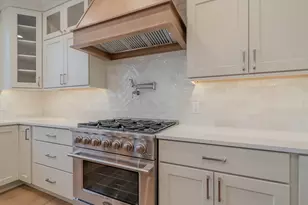 2900 Whispering Brk Ln, Valparaiso, IN 46385 - Photo 11