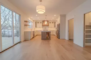 2900 Whispering Brk Ln, Valparaiso, IN 46385 - Photo 9