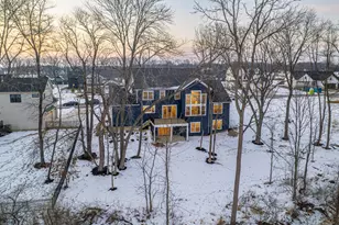 2900 Whispering Brk Ln, Valparaiso, IN 46385 - Photo 3