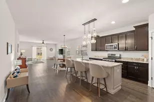 10160 Privet Dr, Crown Point, IN 46307 - Photo 7