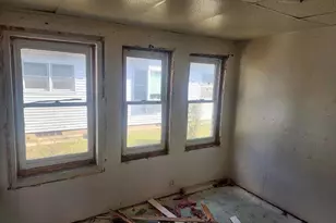 618 Dupage St, Michigan City, IN 46360 - Photo 19