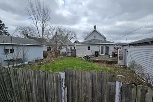 618 Dupage St, Michigan City, IN 46360 - Photo 3