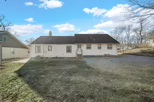 721 N Woodland Ave, Michigan City, IN 46360 - Photo 3