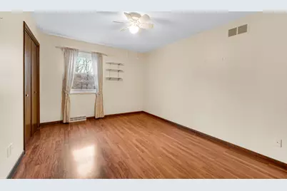 659 Lorraine Drive, Valparaiso, IN 46385 - Photo 15