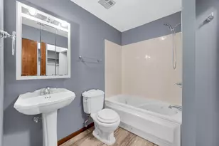 659 Lorraine Dr, Valparaiso, IN 46385 - Photo 13