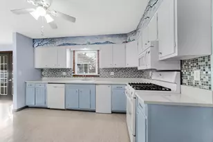 659 Lorraine Dr, Valparaiso, IN 46385 - Photo 7